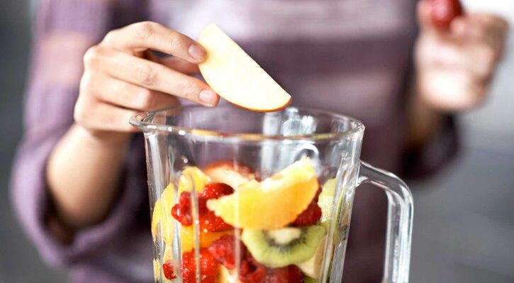 Frutti in un mixer